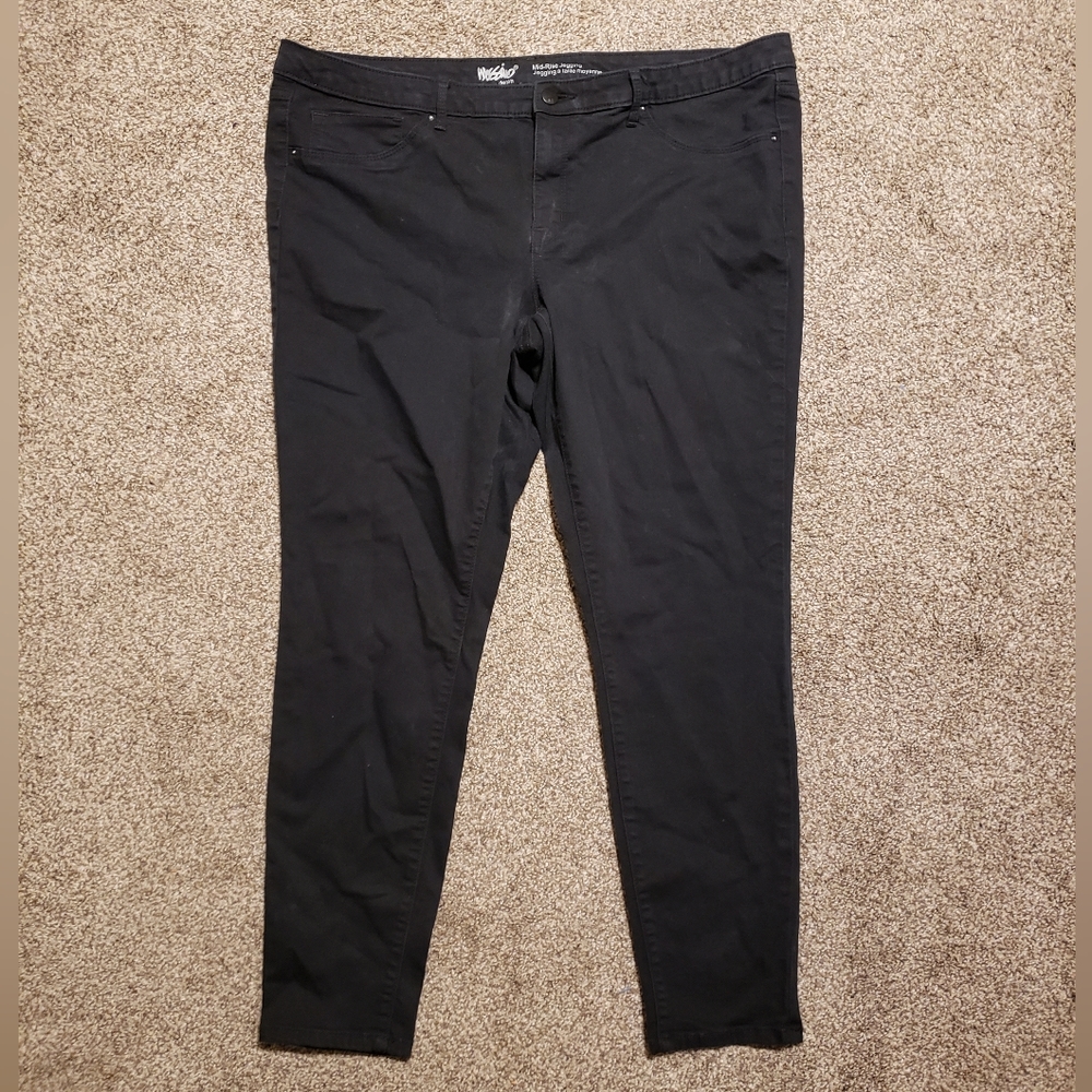 Women's Mossimo stretchy black skinny jegging jeans size 18W in great condition